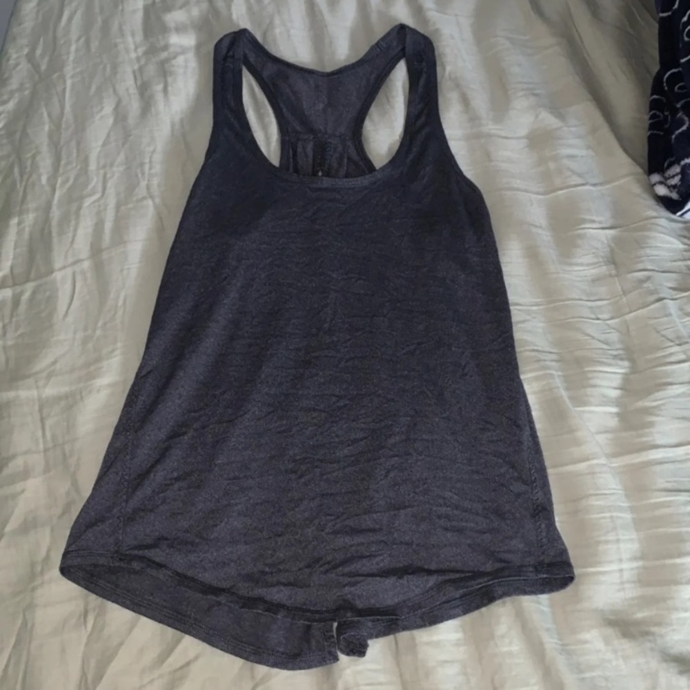 Lululemon tank top